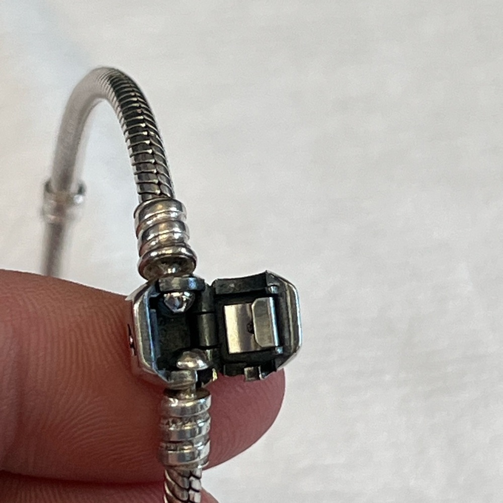 Pandora Silver Bracelet with Red and White Accents - Picture 5 of 6